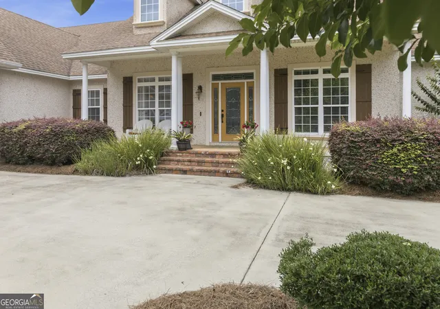 Photo 2 of Single family home for sale at 106 Majestic Dr, Brunswick, GA 31523 | MLS# 10774319 | Listing updated on 2026-06-12
