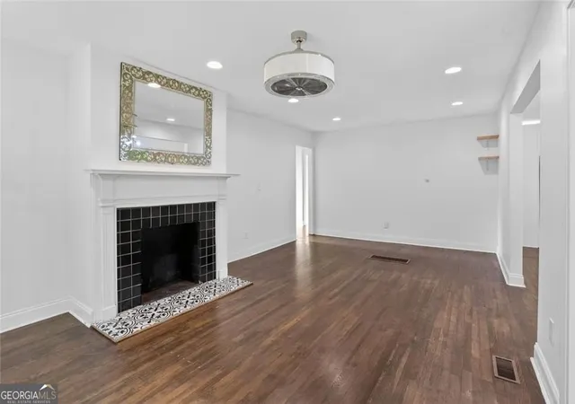 Photo 4 of Single family home for sale at 1311 Bernard St Nw, Atlanta, GA 30314 | MLS# 10762109 | Listing updated on 2026-08-29