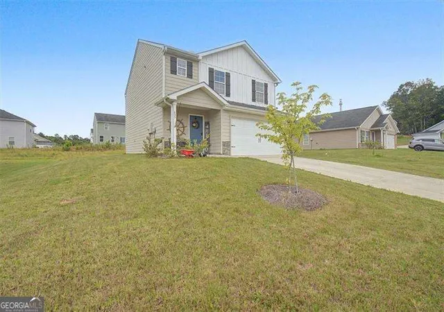 Photo 3 of Single family home for sale at 635 Tudor St, Kingston, GA 30145 | MLS# 10824111 | Listing updated on 2026-09-04