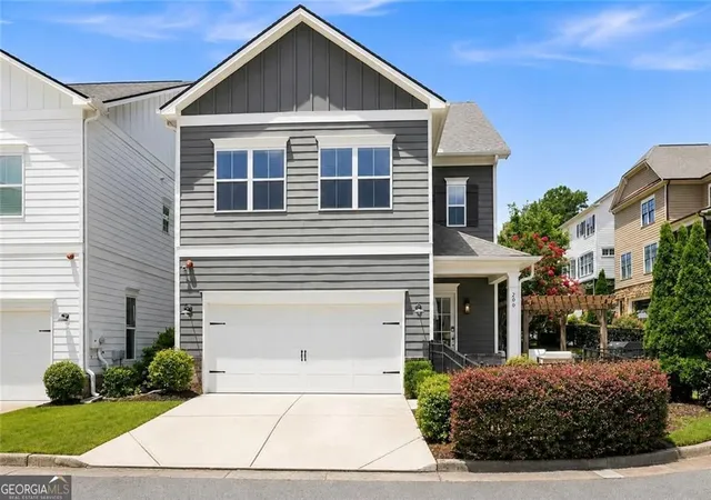 2nd image of 200 Magnolia Blossom Ct, Marietta, GA 30060 | MLS# 10830957