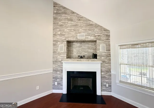 Photo 3 of Sale Pending at 384 Lakemere Ln NW, Milledgeville, GA 31061 | MLS# 10680809 | Listing updated on 2026-05-19