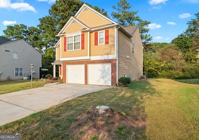 Photo 3 of Single family home for sale at 2628 Essex Ct, Conyers, GA 30013 | MLS# 10819235 | Listing updated on 2026-09-27