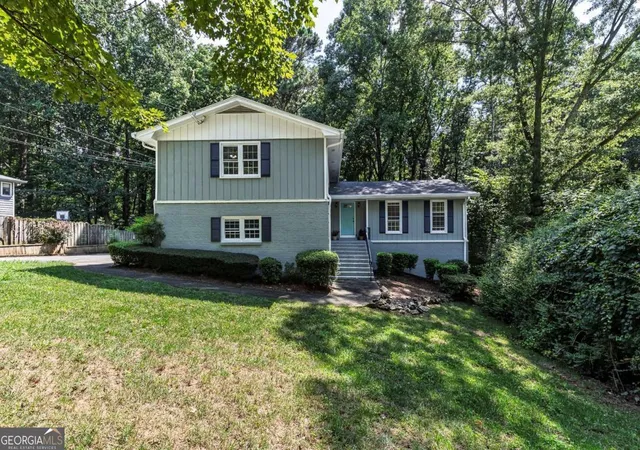 2nd image of 5824 Golden West Trl Sw, Lilburn, GA 30047 | MLS# 10825849