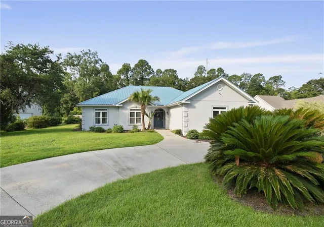 Photo 2 of Single family home for sale at 6 Quail Run, Brunswick, GA 31525 | MLS# 10836893 | Listing updated on 2026-09-14