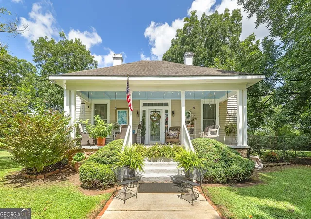 1st image of 1366 Hwy 36 E, Milner, GA 30257 | MLS# 10823375