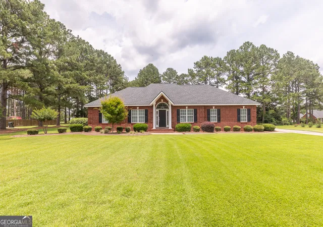 Homes for sale in Glennville, GA | 106 Widgeon Ln, Glennville, GA 30427 | MLS# 10795993
