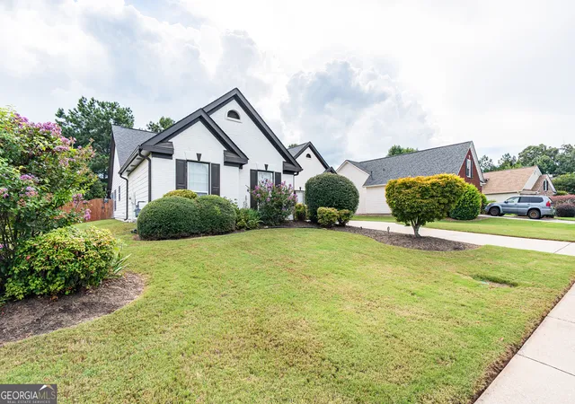 2nd image of 3554 Dunbar Ln, Suwanee, GA 30024 | MLS# 10794055