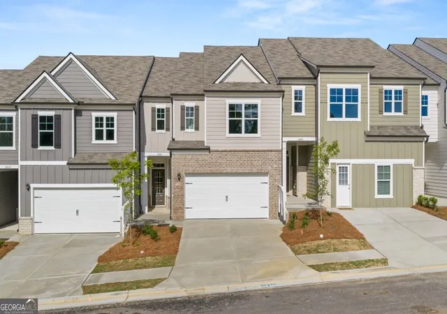 1st image of 1841 Meadow Green Cir, Gainesville, GA 30501 | MLS# 10816494