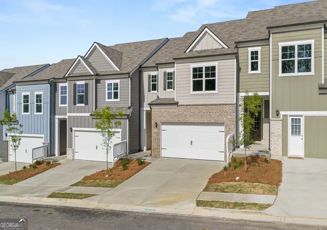 2nd image of 1841 Meadow Green Cir, Gainesville, GA 30501 | MLS# 10816494