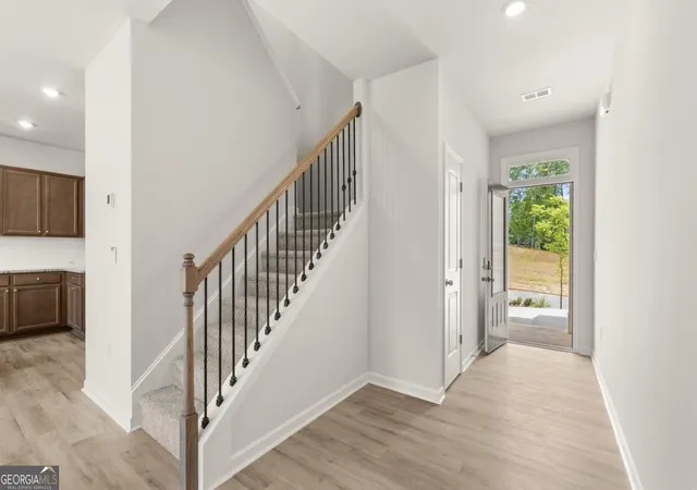 4th image of 1841 Meadow Green Cir, Gainesville, GA 30501 | MLS# 10816494