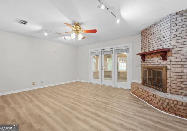 2nd image of 112 Meadows Wy, Brunswick, GA 31525 | MLS# 10791595