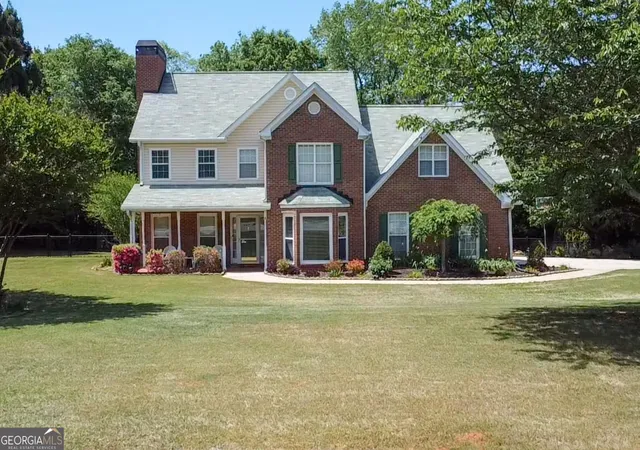 Photo 1 of Single family home for sale at 305 Brook Holw Dr, Mcdonough, GA 30252 | MLS# 10796651 | Listing updated on 2026-09-16