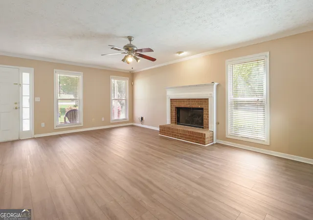 Photo 3 of Single family home for sale at 305 Brook Holw Dr, Mcdonough, GA 30252 | MLS# 10796651 | Listing updated on 2026-09-16