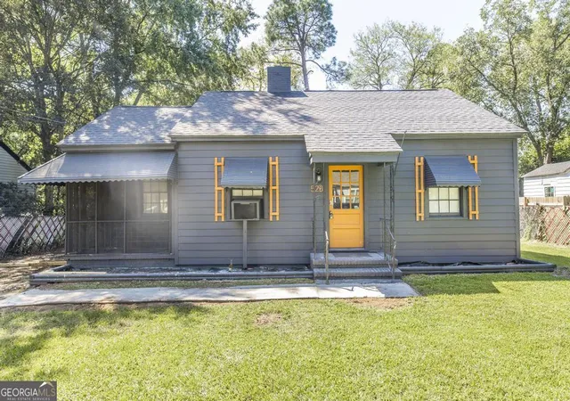 1st image of 520 Villa Esta Cir, Macon, GA 31206 | MLS# 10725245