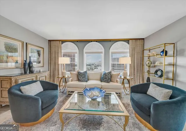 Listing Photo 5 - Condo for sale in building located at 3435 Kingsboro Rd Ne, Atlanta, GA 30326 - Unit #1301