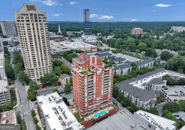 Listing Photo 2 - Condo for sale in building located at 3435 Kingsboro Rd Ne, Atlanta, GA 30326 - Unit #1301