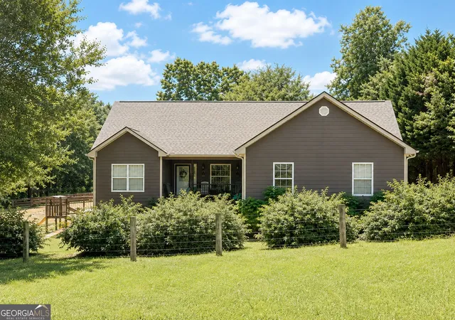 Photo 1 of Single family home for sale at 2750 Habersham Mill Rd, Demorest, GA 30535 | MLS# 10832445 | Listing updated on 2026-09-10