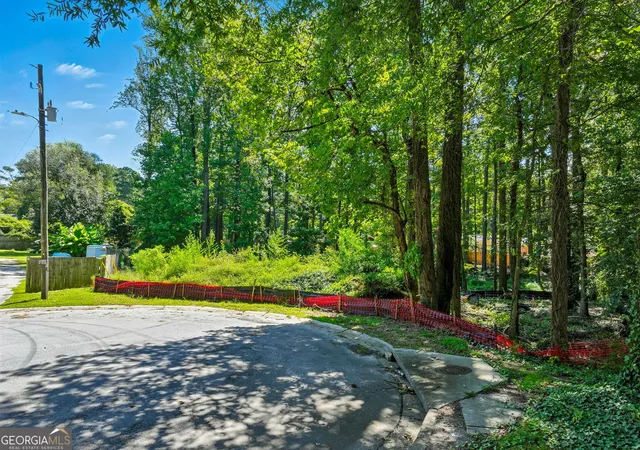 3rd image of 1034 Redwood Ct, Norcross, GA 30093 | MLS# 10774695