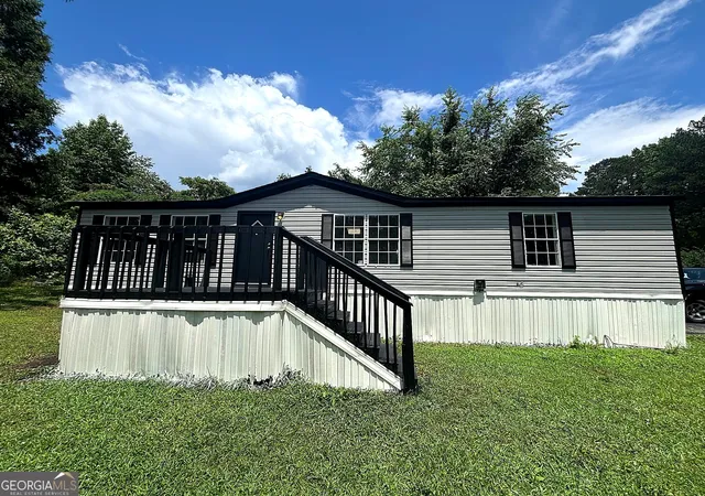 Photo 1 of Manufactured home for sale at 225 Stratford Dr, Hampton, GA 30228 | MLS# 10835770 | Listing updated on 2026-09-12