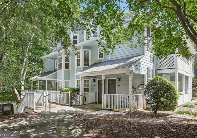 2nd image of 3940 Riverlook Pkwy Se #101, Marietta, GA 30067 | MLS# 10826924