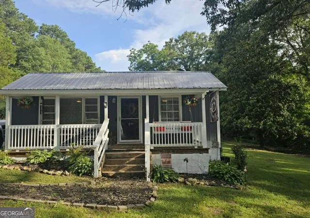 1st image of 559 Se Donahoo Rd Se, Silver Creek, GA 30173 | MLS# 10804546