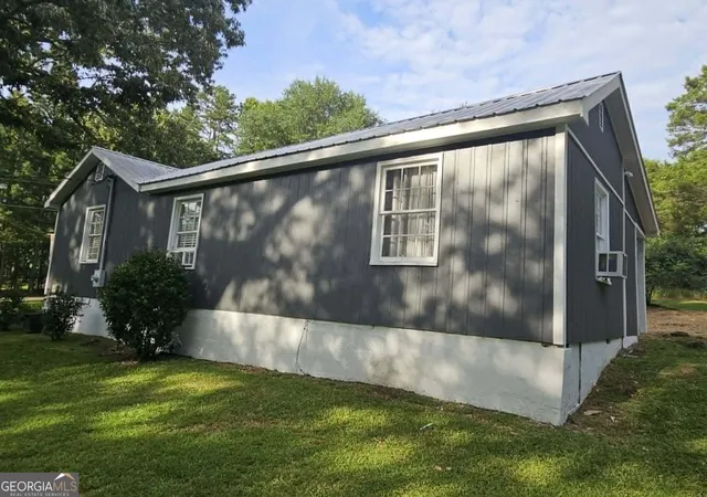 3rd image of 559 Se Donahoo Rd Se, Silver Creek, GA 30173 | MLS# 10804546