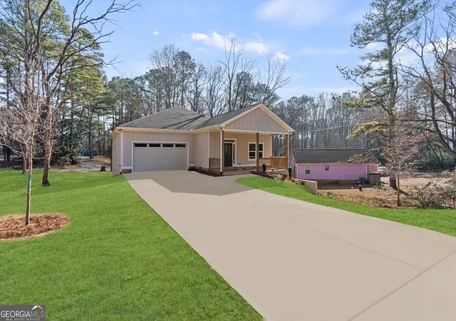 Homes for sale in Atlanta, GA | 2376 Pryor Rd, Atlanta, GA 30315 | MLS# 10797343