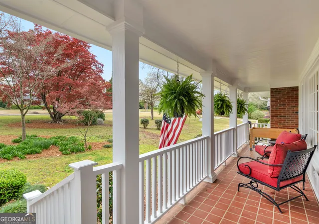 Photo 2 of Single family home for sale at 541 Pineridge Rd, Griffin, GA 30224 | MLS# 10816342 | Listing updated on 2026-08-27