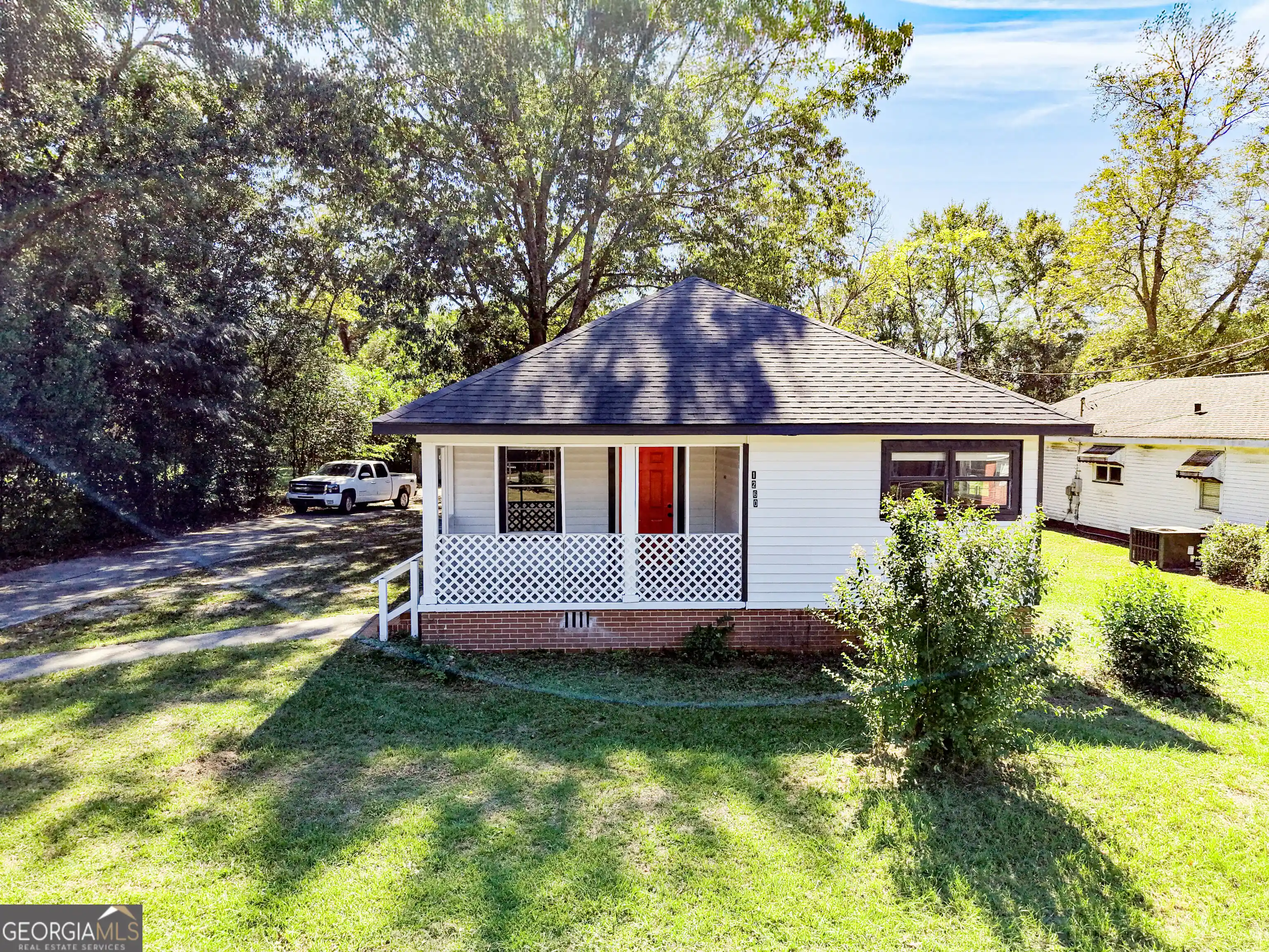 Photo 1 of Single family home for sale at 1260 Rocky Crk Rd, Macon, GA 31206 | MLS# 10878774 | Listing updated on 2026-10-25