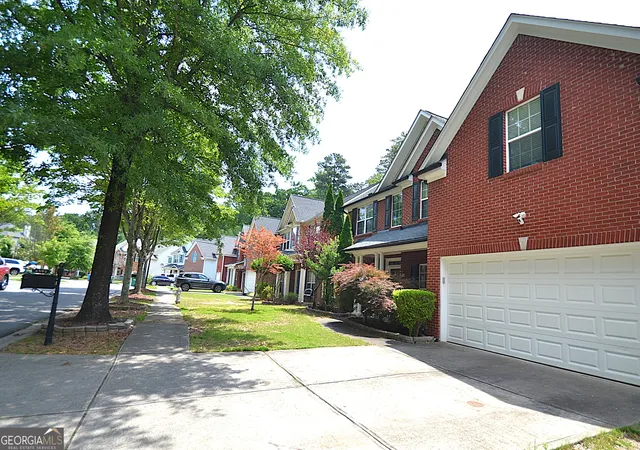 Photo 3 of Single family home for sale at 4593 Elsinore Cir, Norcross, GA 30071 | MLS# 10785213 | Listing updated on 2026-08-09