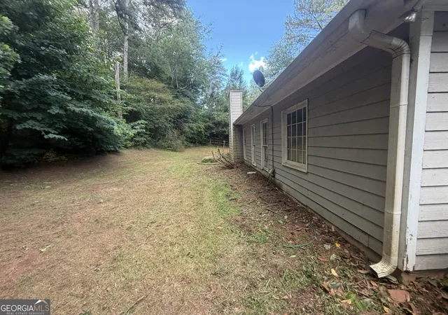 Photo 3 of Sale Pending at 2021 Huntcliff Dr, Lawrenceville, GA 30043 | MLS# 10794921 | Listing updated on 2026-09-08