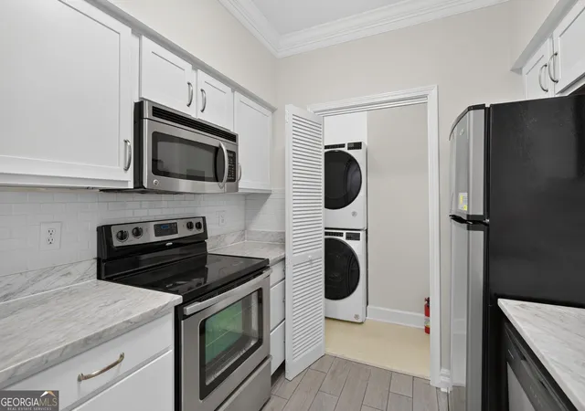 4th image of 3777 Peachtree Rd Ne #214, Brookhaven, GA 30319 | MLS# 10819481