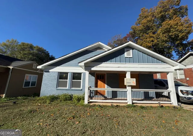 1st image of 1653 Sylvan Rd Sw, Atlanta, GA 30310 | MLS# 10800472