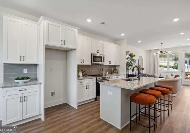 Photo 4 of Townhouse for sale at 205 Mission Way, Atlanta, GA 30315 | MLS# 10828056 | Listing updated on 2026-09-05