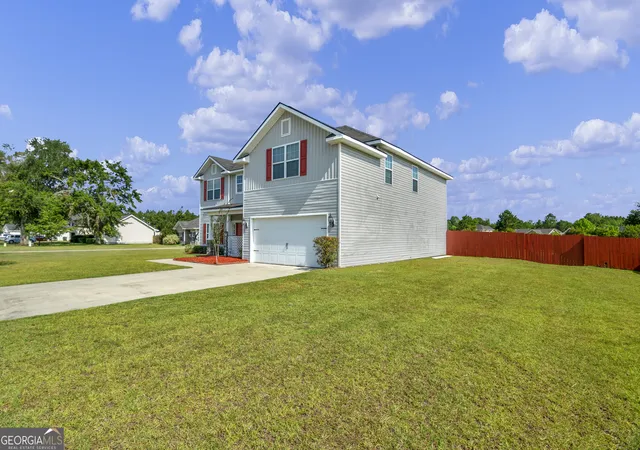 Photo 3 of Sale Pending at 213 Timberland Dr Ne, Ludowici, GA 31316 | MLS# 10558562 | Listing updated on 2026-01-19