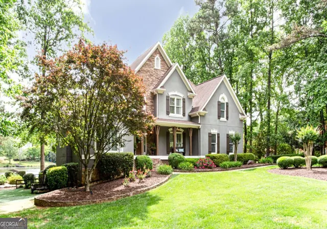 Photo 2 of Sale Pending at 4920 Woodlong Ln, Cumming, GA 30040 | MLS# 10782779 | Listing updated on 2026-08-22