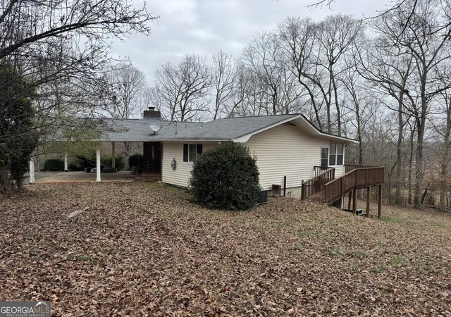 Photo 3 of Single family home for sale at 824 Old Five Notch Rd, Whitesburg, GA 30185 | MLS# 10661638 | Listing updated on 2026-02-25