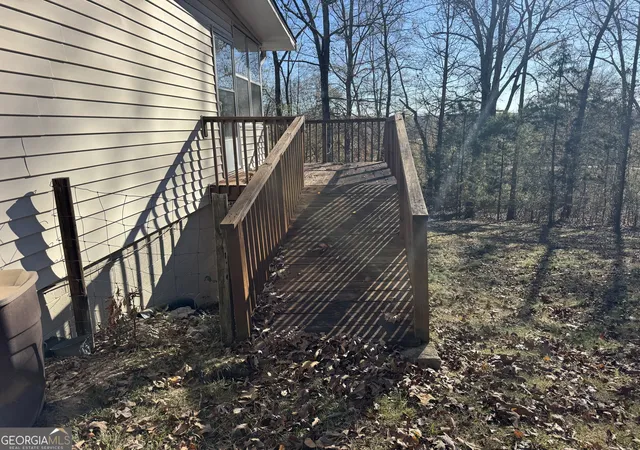 Photo 4 of Single family home for sale at 824 Old Five Notch Rd, Whitesburg, GA 30185 | MLS# 10661638 | Listing updated on 2026-02-25