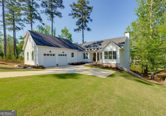 Photo 2 of Single family home for sale at 1080 Glen Eagle Dr, Greensboro, GA 30642 | MLS# 10729937 | Listing updated on 2026-09-07