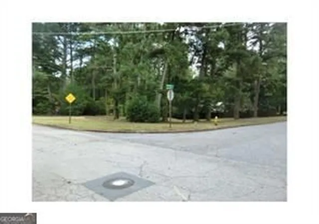 1st image of 411 Safari Cir #1, Stone Mountain, GA 30083 | MLS# 10814587