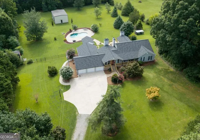 Photo 2 of Sale Pending at 3021 Old Lost Mountain Rd, Powder Springs, GA 30127 | MLS# 10824889 | Listing updated on 2026-09-16