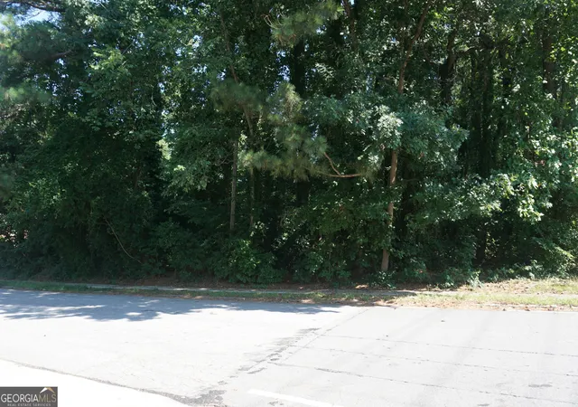 3rd image of 3020 Clairmont Rd, Brookhaven, GA 30329 | MLS# 10802177
