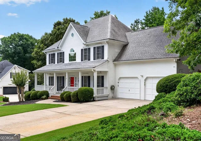 Photo 3 of Single family home for sale at 10630 Wren Ridge Rd, Johns Creek, GA 30022 | MLS# 10803246 | Listing updated on 2026-08-28