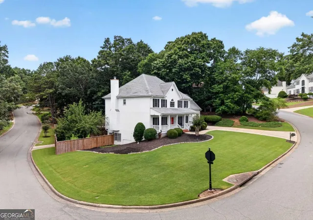 Photo 3 of Single family home for sale at 10630 Wren Ridge Rd, Johns Creek, GA 30022 | MLS# 10803246 | Listing updated on 2026-10-22