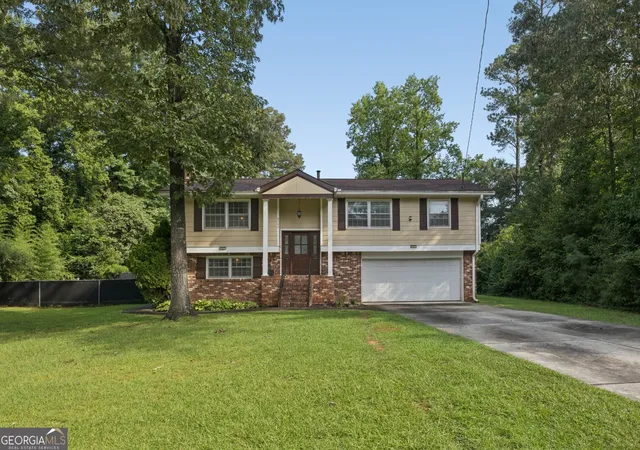 Photo 2 of Sale Pending at 6342 Bell Haven Ln, Riverdale, GA 30296 | MLS# 10825622 | Listing updated on 2026-09-10