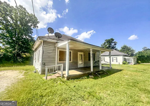 Photo 3 of Single family home for sale at 54 Bleachery St, Griffin, GA 30223 | MLS# 10822954 | Listing updated on 2026-08-24
