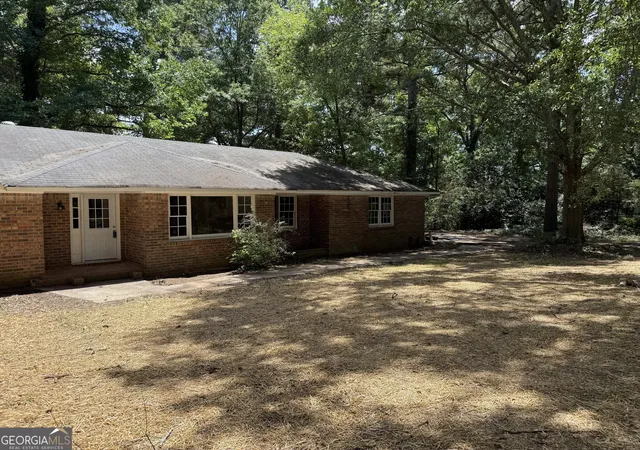 Photo 2 of Single family home for sale at 203 Oglesby Bridge Rd Se, Conyers, GA 30094 | MLS# 10811534 | Listing updated on 2026-09-13