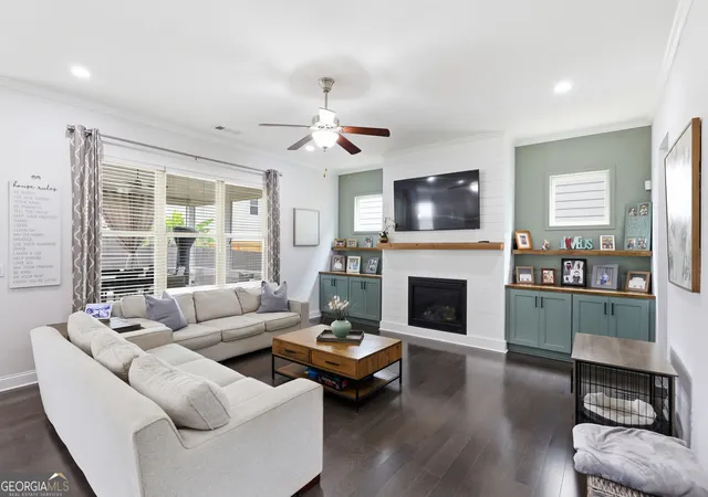 Photo 3 of Single family home for sale at 2438 Colby Ct, Snellville, GA 30078 | MLS# 10835708 | Listing updated on 2026-09-18