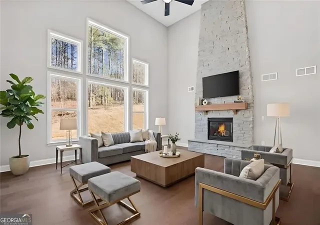 Photo 3 of Single family home for sale at 716 Conley Dr, Canton, GA 30115 | MLS# 10824001 | Listing updated on 2026-09-18