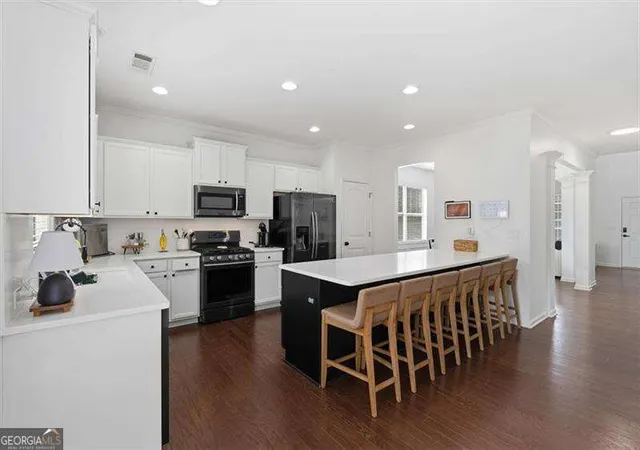 Photo 3 of Single family home for sale at 1675 Cedar Ml Dr, Powder Springs, GA 30127 | MLS# 10793233 | Listing updated on 2026-09-09
